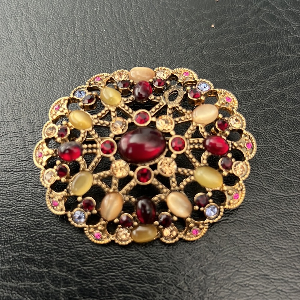 Multi Colored Brooch - Picture 3 of 3